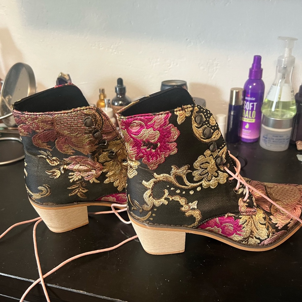 Embroidered floral booties